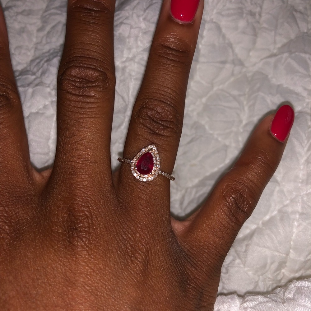14K - Pear Shaped Ruby & Diamond Ring